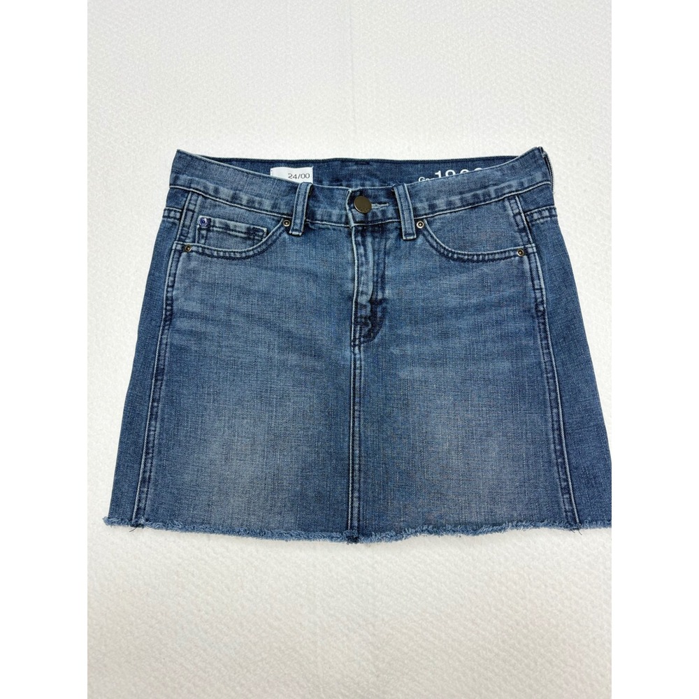 Gap 1969 Denim Mini Skirt Medium Wash Raw Hem Size 24/00 Cotton 847755-00